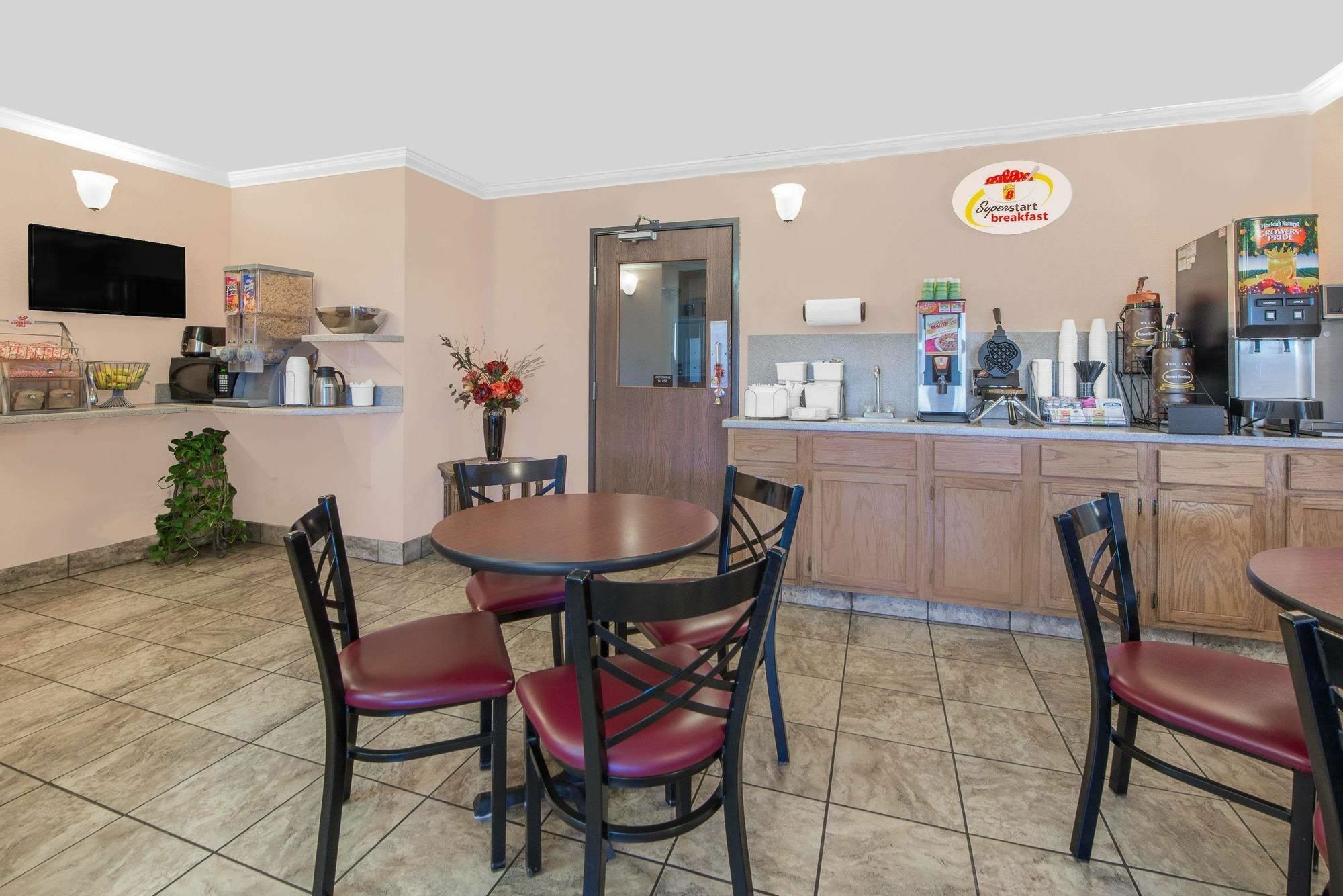 Motel Super 8 By Wyndham Dalhart Exterior foto